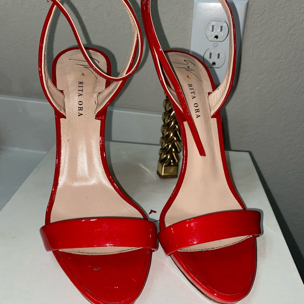 Collection Giuseppe Zanotti for Rita Ora